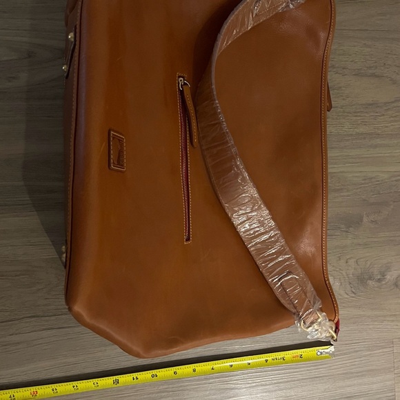 NWT Dooney & Bourke Tan Leather Hobo Bag - Picture 7 of 8